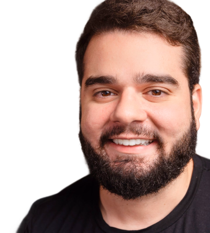 headshot of Mateus Guimarães